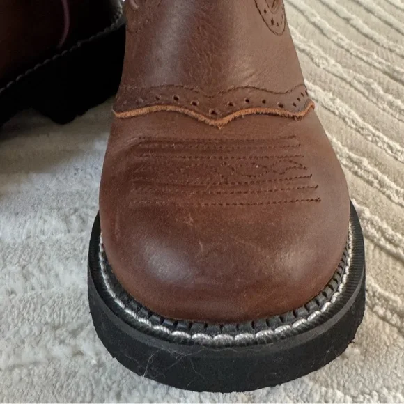 Justin Cowboy Boots - Picture 4 of 10